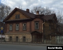 Дом 80/1 на улице Волкова - до восстановления (фото Юрия Балашова)